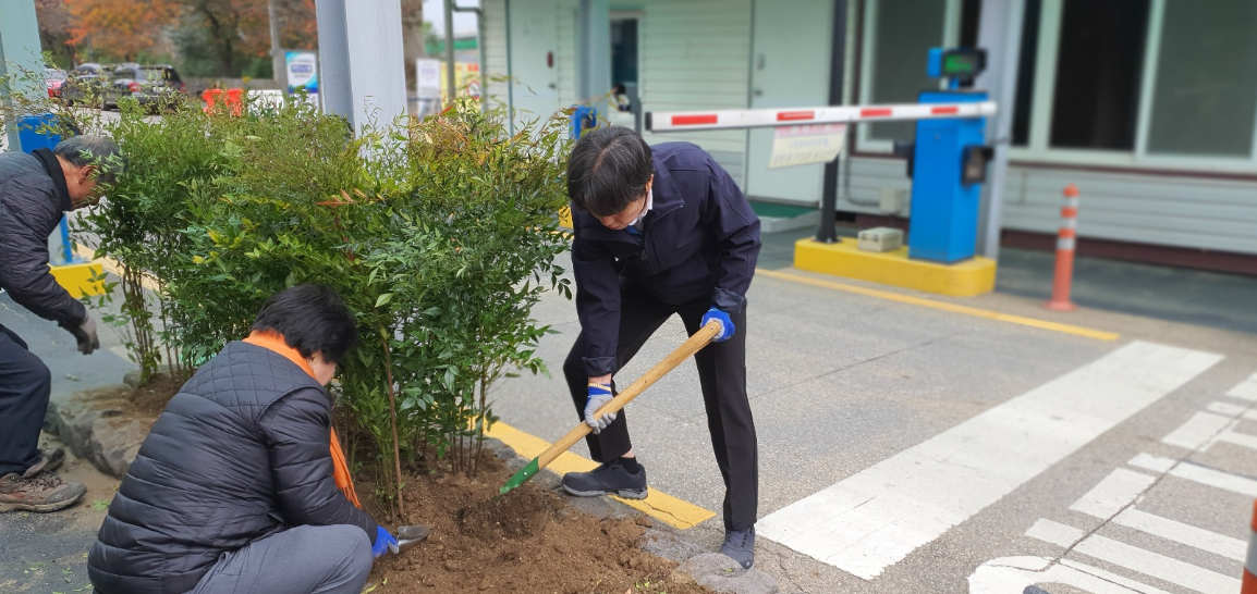 2024년 2차 노사공동 나무심기 사회공헌활동 추진